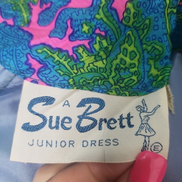 Vintage Sue Brett vibrant paisley dress blue green pink ruffle hem cuff 70s gorg - Picture 13 of 14